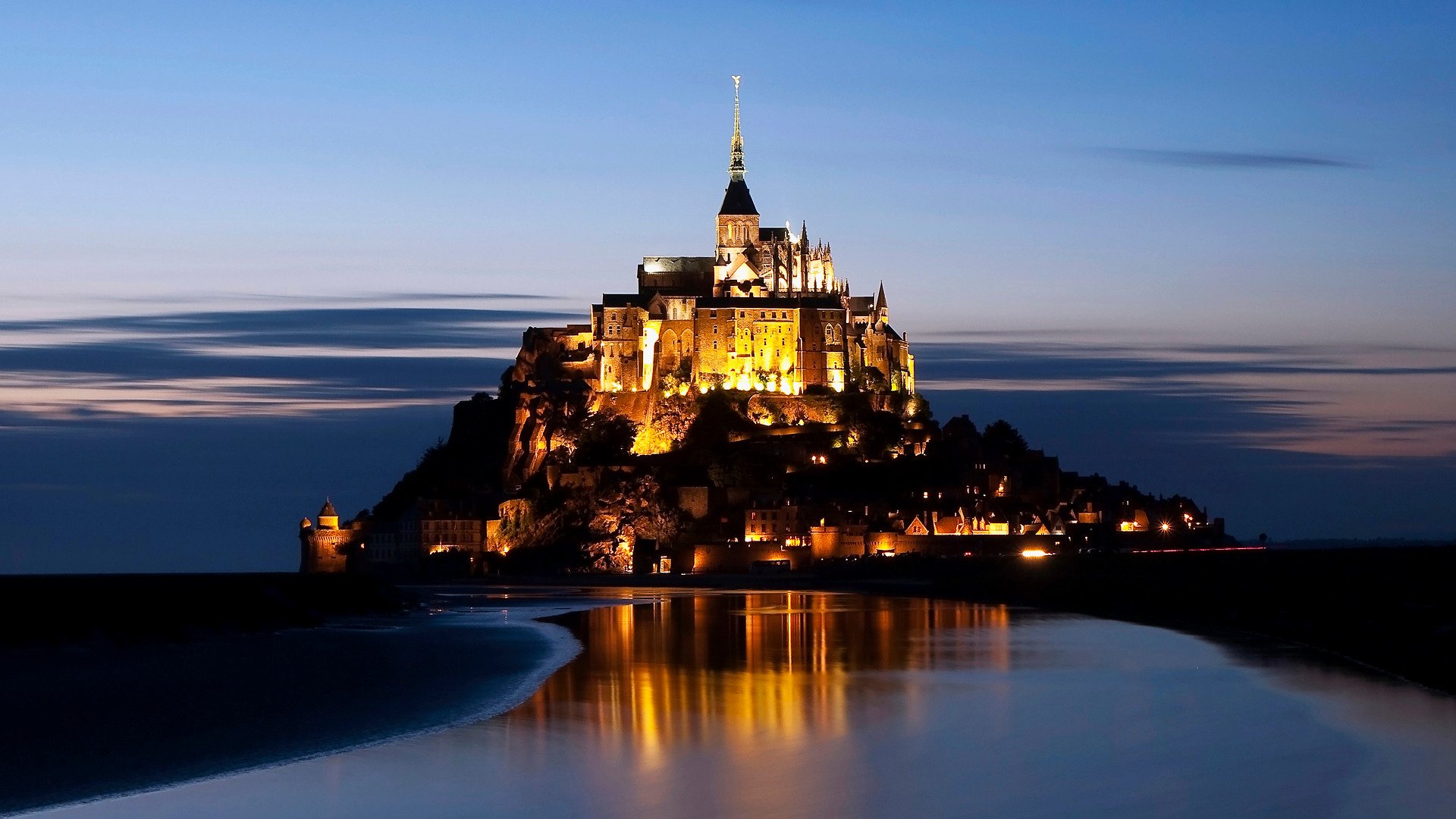 World Culture Friends Language French World Heritage Mont Saint Michel It Is A Holy Place Of Catholicism Also Called Western Marvel French Montsaintmichel Holyplace Catholicism Worldheritage Culture Traditional World