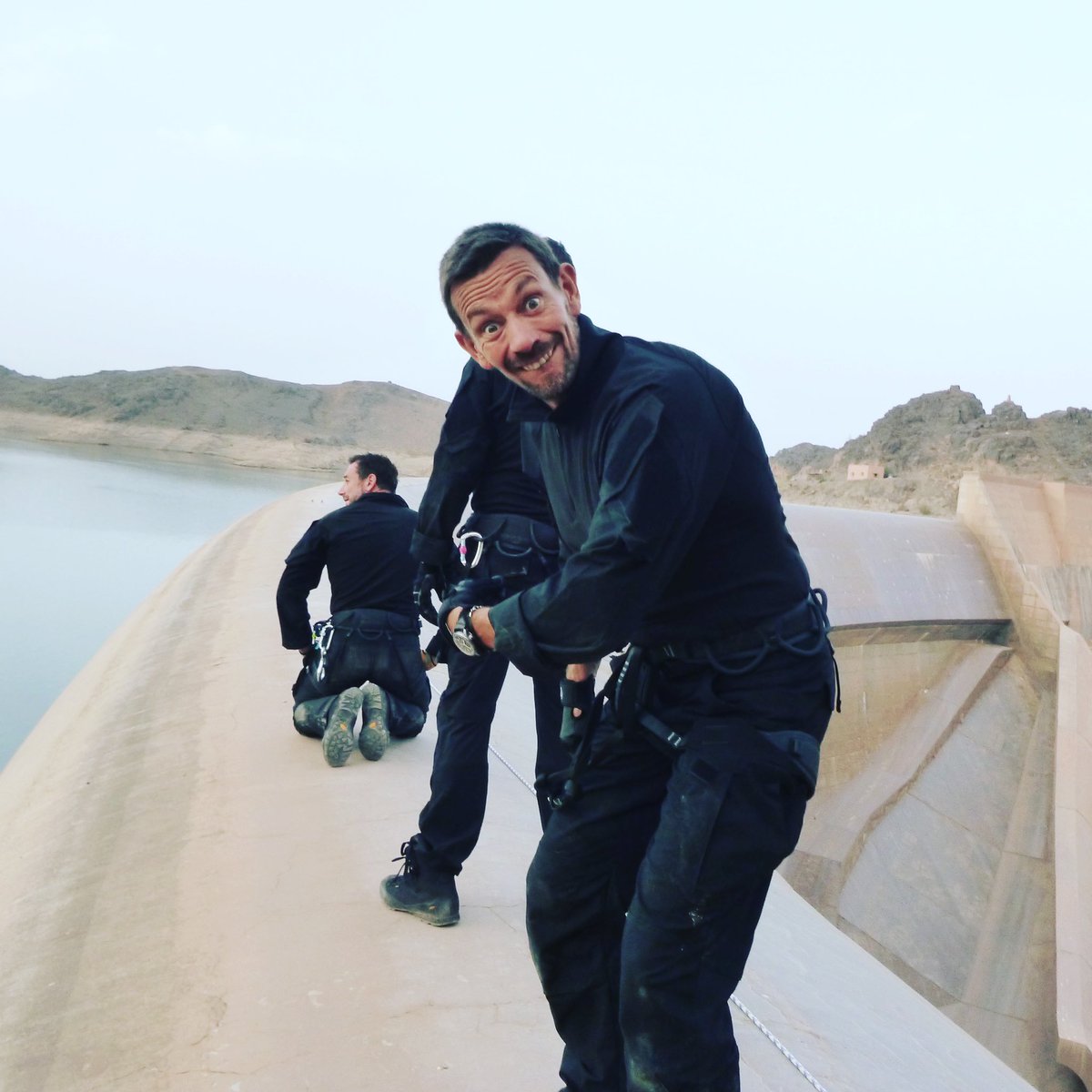 ollie_ollerton's tweet photo. Happy days messing around on top of the dam for series 3, I think thatโs a safety line to the right they bolted in for us ๐๐๐health & safety went into a flat spin ๐๐๐ @antmiddleton @billingham229b @jason_carl_fox #saswhodareswins #nevertooserious #ollieollerton https://t.co/eYfJDxdBVz