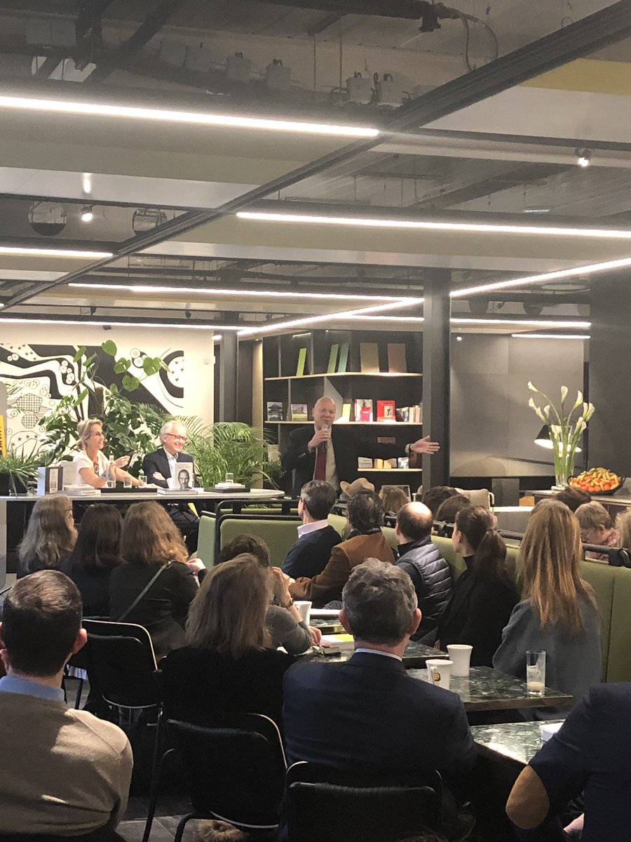 SaguezPartners's tweet photo. « Que faut-il pour que l’audace devienne réellement motrice ? Je crois qu’elle ne fonctionne que si il y a une vision. La vision c’est le cap. » Guillaume Poitrinal, @Woodeum #audace https://t.co/9xDg1oGGrm