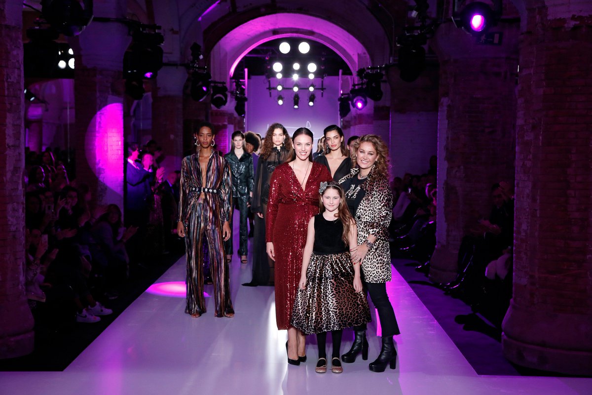 DesignersFashionExp tweet media