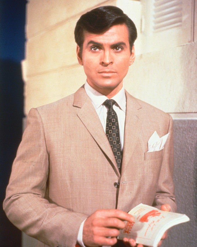 Happy Birthday Stuart Damon, born this day in 1937. 