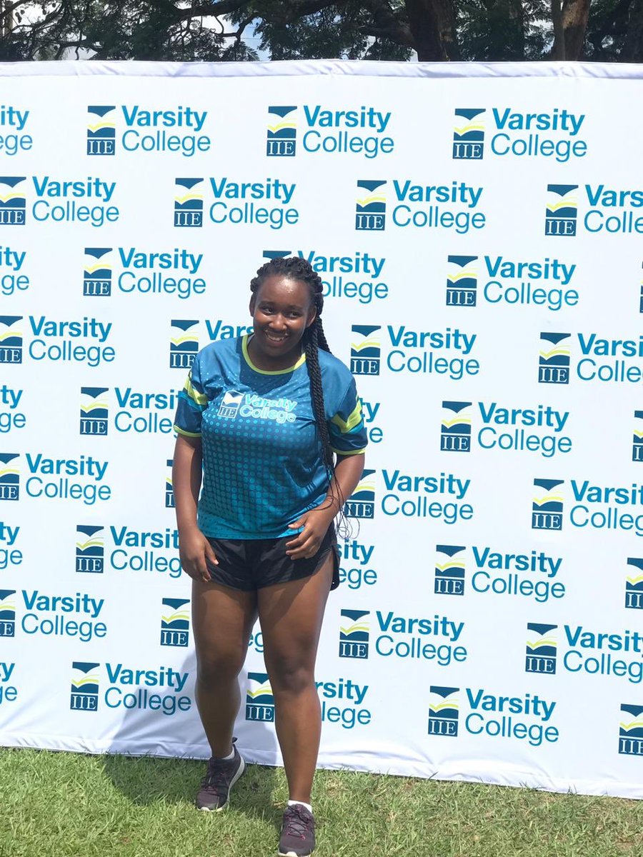 PhiweMpiti29's tweet photo. Still on this #RepYourCampusWithASelfie.
@VCSportsLife Netball Captian
@Varsity_College Pietermaritzburg
#OWeekDay2 https://t.co/rPPF6jdxDN