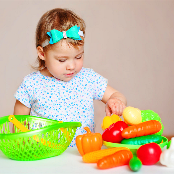 ThinkMax1's tweet photo. #ThinkMax Pretend Play Food Sets #kids #kitchen #toys🧸 #Fun🥳 realistic fruits vegetables #happy😀 #family👨‍👩‍👧‍👦 
For more information @ https://t.co/rr5YNeigcU https://t.co/cVGTORUxp3