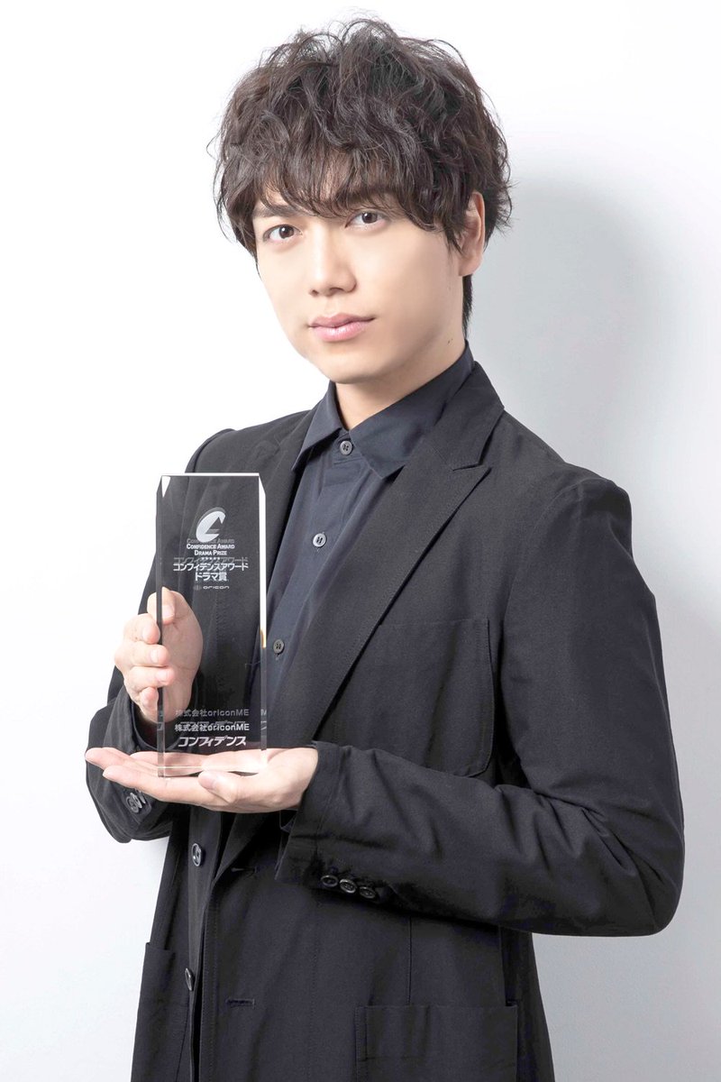 🏆 #コンフィデンスアワード・ドラマ賞 🔸助演男優賞 山崎育三郎『昭和元禄落語心中』 🎤受賞インタビュー❗  ｢寝ていても落語が出てくるくらい練習した」 30代でミュージカルからドラマの世界に飛び込んだ理由は“危機感”  https://t.co/2sJRZAzrQd #山崎育三郎 #昭和元禄 ...