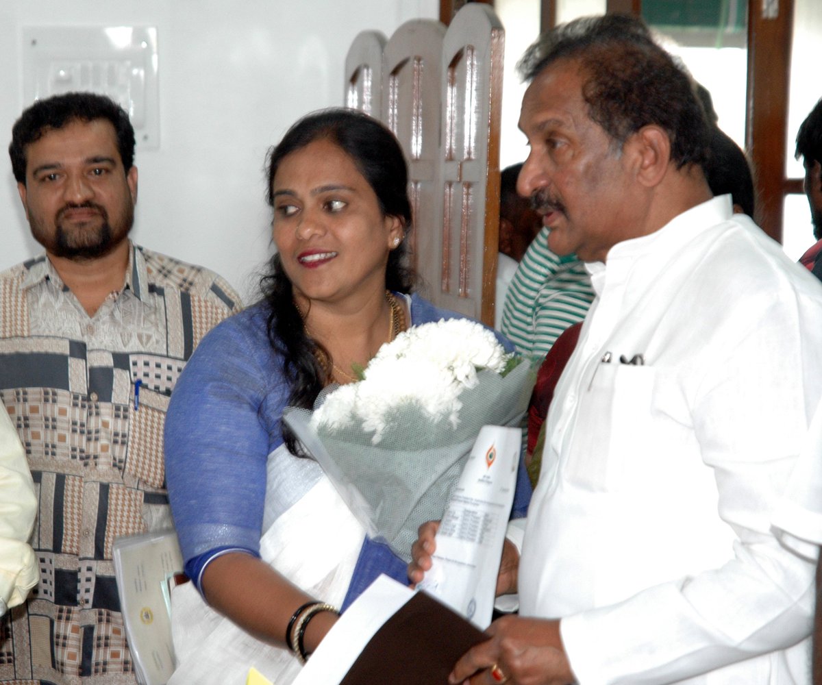 thekjgeorge's tweet photo. Interacted with the representatives of #AWAKE &amp; #WECI, Women's centric organization focused on training women on technical skills &amp; empowering them. I also assured the organization of all support from govt to ensure efficient functioning &amp; implementing of their projects. https://t.co/gpIRqnJUSI