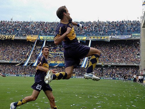 chucossar's tweet photo. Casi el diez por ciento de sus goles en Boca los hizo en FINALES. Un monstruo. Del 2000 para acá, el mejor delantero que tuvo Boca después de Palermo. Super infravalorado. Para mí, ídolo.
Feliz cumple, Pala. Te extraño. https://t.co/kl7Q6EHZHO