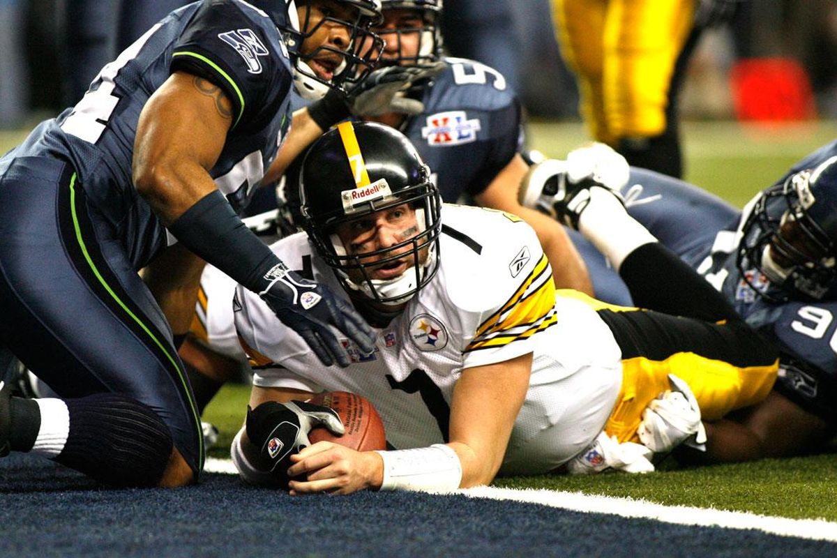 Athletes_Huddle's tweet photo. On this date: Feb. 5, 2006 Super Bowl XL

The Pittsburgh Steelers won their 5th Super Bowl in franchise history defeating the Seattle Seahawks 21-10. Hines Ward was named Super Bowl MVP. https://t.co/LPeE9jVcma