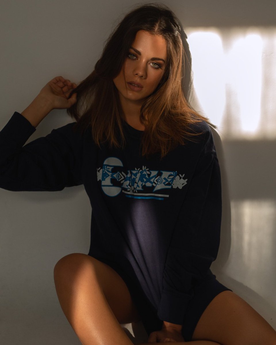 EnneOfficial's tweet photo. ENNE - The Italian Fashion Brand
Collection Fall/Winter 18/19 
#enne #clothes #enneofficial #brand #fashion #italy #sweatshirt #madeinitaly #woman #moda #fashionphotography #fall #fashionphoto #model #winter #beautiful #tshirtdesign #beauty #collectionfw1819 #brandambassador https://t.co/ujMhr3DI2d