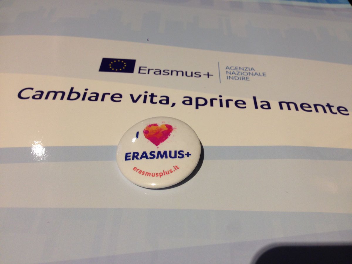 Pagina 1 di 214 CELLINI GIOVANNI, DELLAVALLE MARILENA Il processo di aiuto  del servizio sociale. Prospettive metodologiche Giap, image size:1200x900