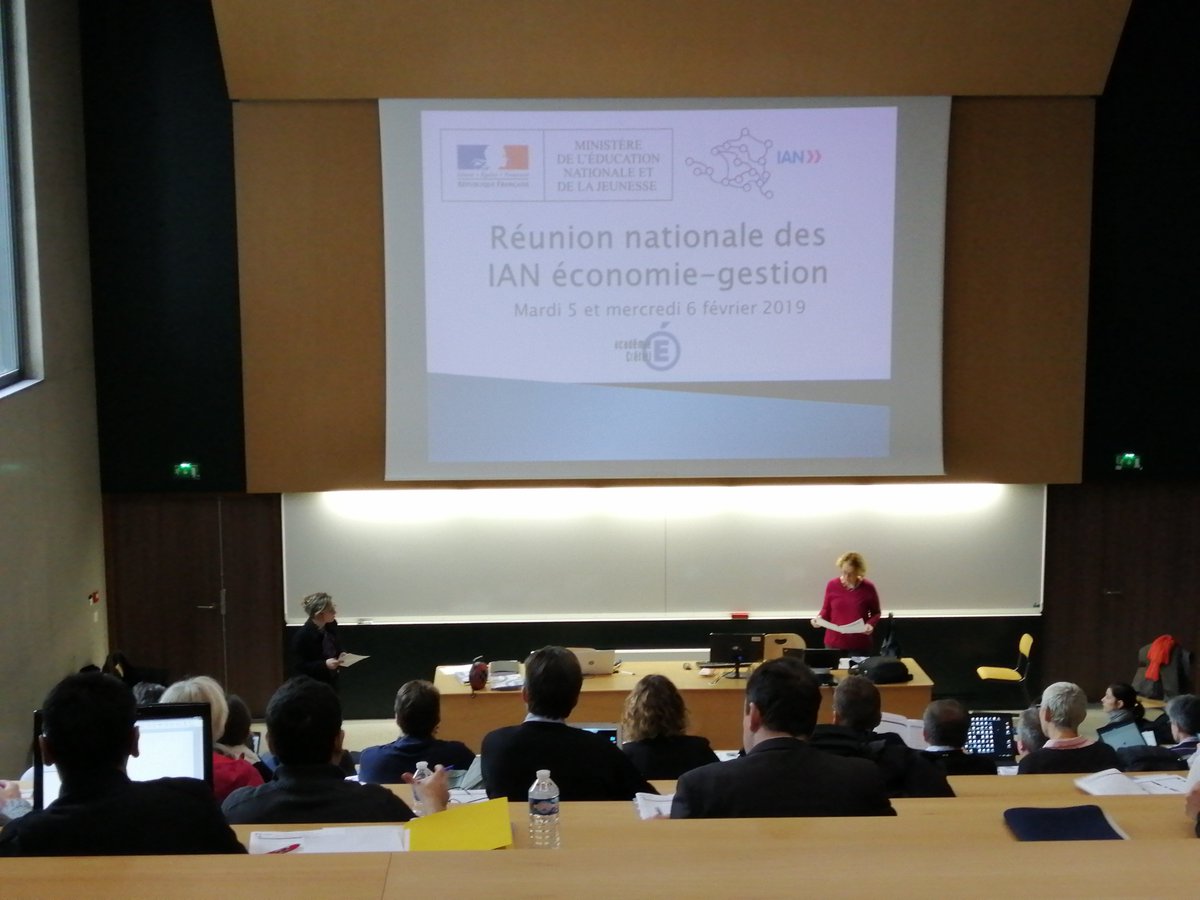 ecoges_edu_num's tweet photo. Ouverture du séminaire national des interlocuteurs académiques au #numérique en #économie et #gestion par Christine Gaubert-Macon, IGEN Doyenne du groupe économie et gestion au lycée Émilie du Chatelet à Serris dans l'@AcCreteil @DANECreteil #IANEG19 https://t.co/MYyWcjD5mo