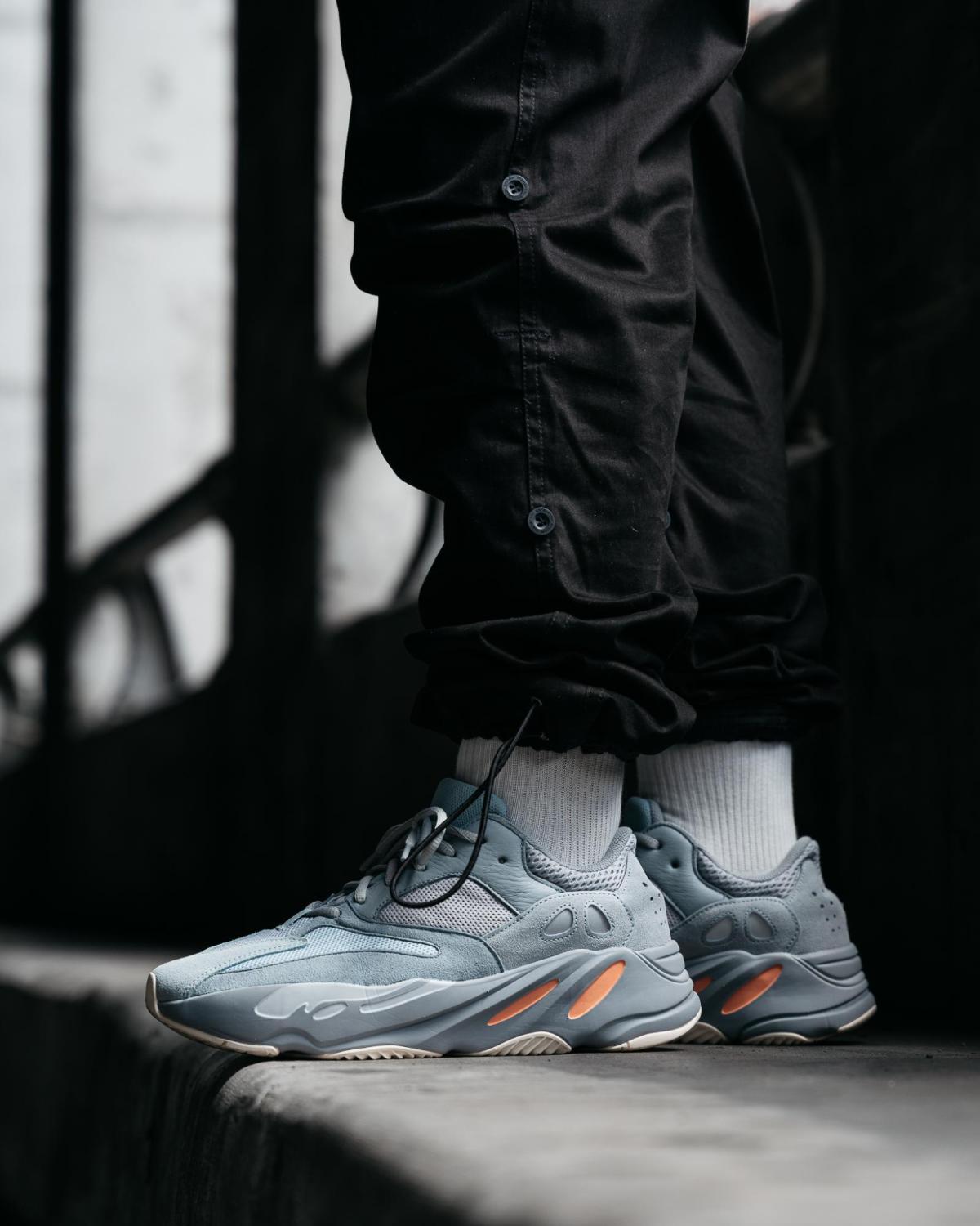 yeezy 700 best colorways