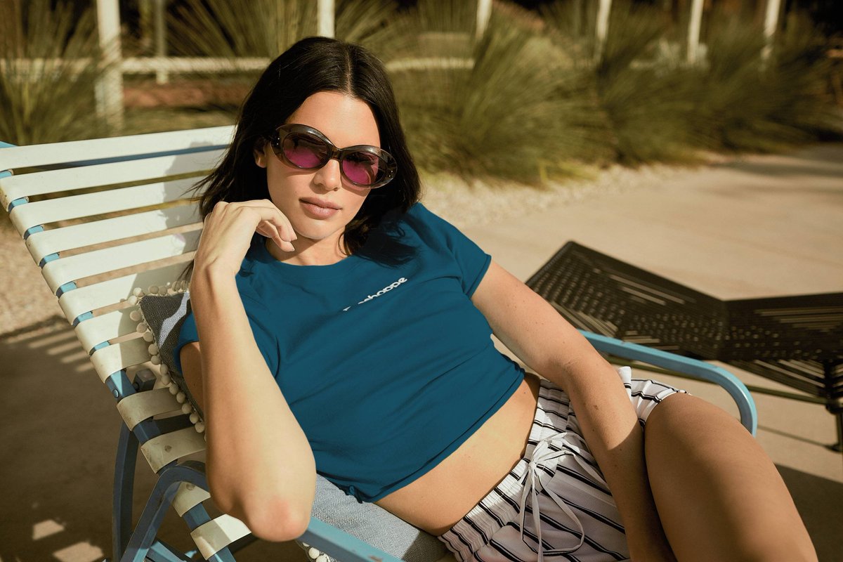 KKJennerMediaPL's tweet photo. Kendall dla Penshoppe, wiosna/lato 2019. https://t.co/Ac6SV4sF0n