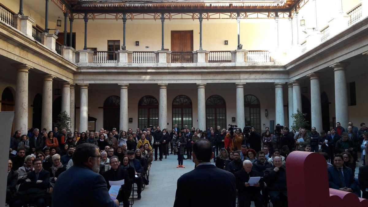 <a href="/VivancosMariano/">Mariano Vivancos</a>, Director Gerente y <a href="/albertovillaahi/">Alberto Villanueva</a>, Presidente de <a href="/feceval_cece/">FECEVAL-CECE</a> en la presentación de la campaña #yoelijo. Ahora en la Facultad de Teología San Vicente Ferrer de Valencia.