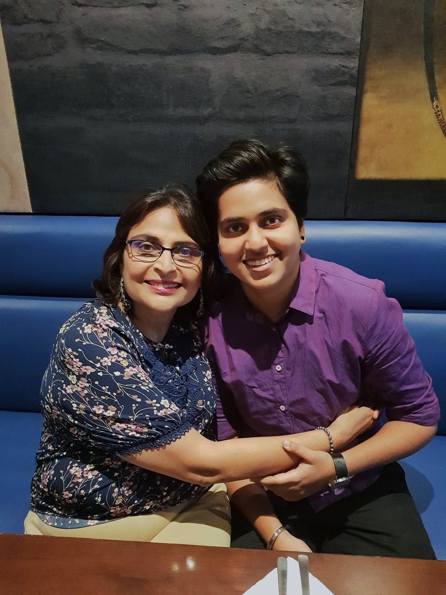 archanavjk's tweet photo. Happiest birthday maa. Thank you for just being you and most importantly, giving birth to a legendary child. ๐
#mothership #favchild #legendarychild #birthday https://t.co/aK512mmIgT