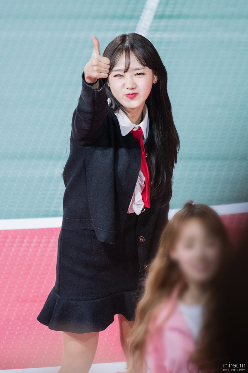 mireum_0's tweet photo. 유정.

190107 #아육대 #유정 #최유정 #WekiMeki https://t.co/60M7R5vTuy