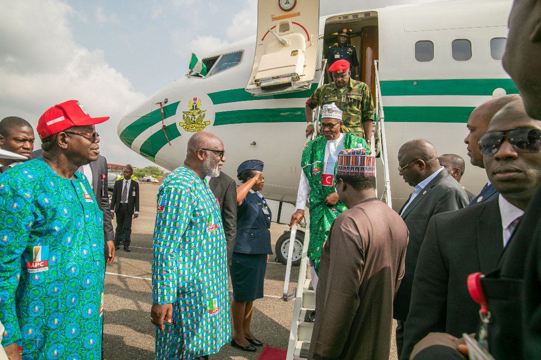 dammygold032's tweet photo. Ondo State says welcome to PMB. as he arrives Ondo State for The Next Level Campaign @RotimiAkeredolu  Aketi.

#NextlevelCampaign
#OndoforBuhari
#PMB4Plus4
#Aketi4PMB https://t.co/aKdtLmMOyN