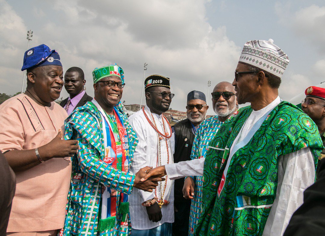 dammygold032's tweet photo. Ondo State says welcome to PMB. as he arrives Ondo State for The Next Level Campaign @RotimiAkeredolu  Aketi.

#NextlevelCampaign
#OndoforBuhari
#PMB4Plus4
#Aketi4PMB https://t.co/aKdtLmMOyN