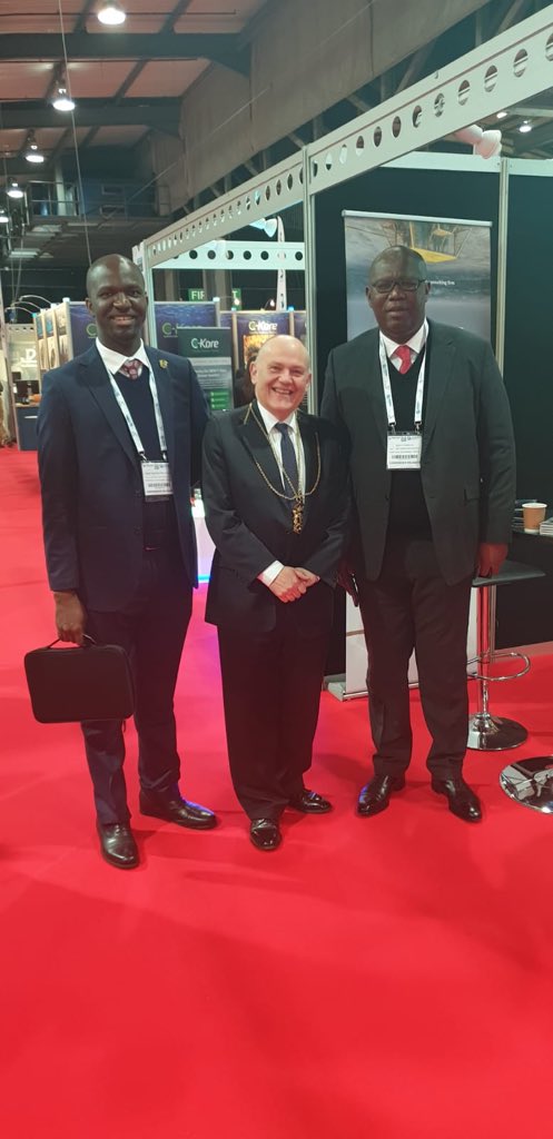 upspag's tweet photo. .@PetroleumGhana in a conversation with the Lord Provost of Aberdeen on possible collaborations between Ghana and Aberdeen. #subseaexpo https://t.co/u8bxx5Wu9L