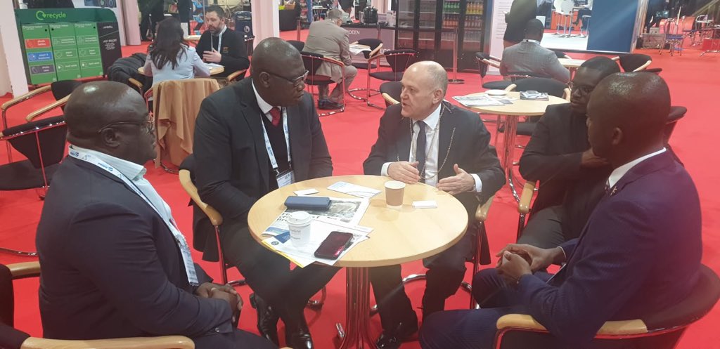 upspag's tweet photo. .@PetroleumGhana in a conversation with the Lord Provost of Aberdeen on possible collaborations between Ghana and Aberdeen. #subseaexpo https://t.co/u8bxx5Wu9L
