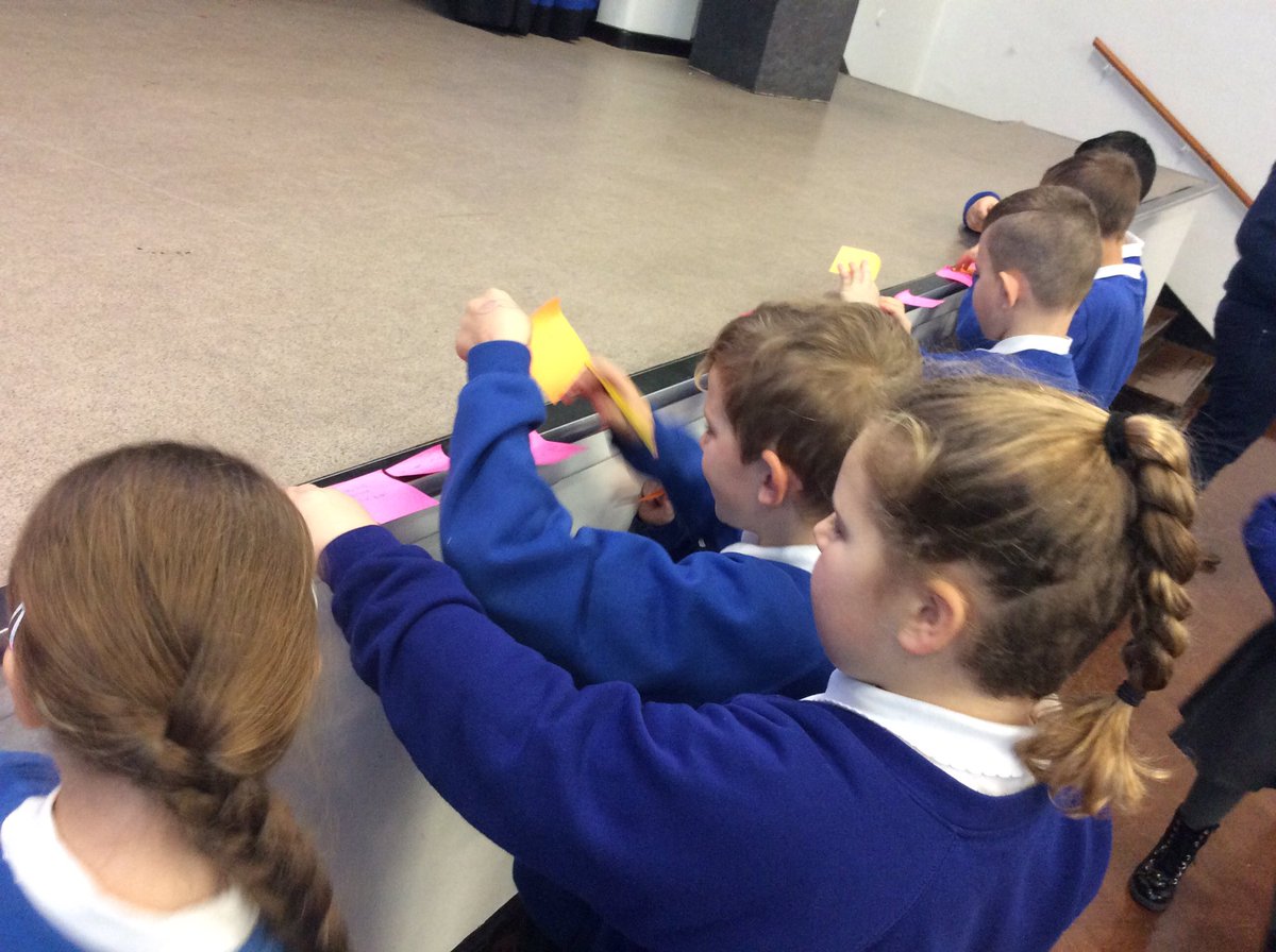 GaerPrimary's tweet image. Thank you #o2guru for helping us think about e-safety and thinking of how to keep ourselves safe  when using the internet #GPSClass11 #GPSSID