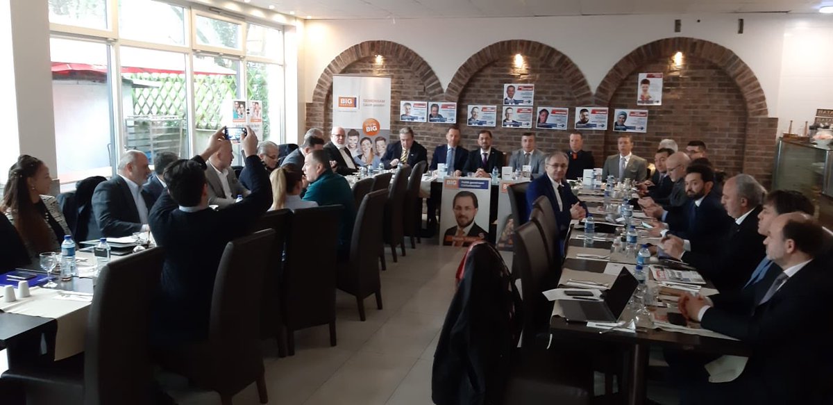 ibrahimtas023's tweet photo. #AB seçimlerine girecek olan #BİG #partisinin toplantısındayız. @iMisirlioglu https://t.co/VzhY3IVbJH