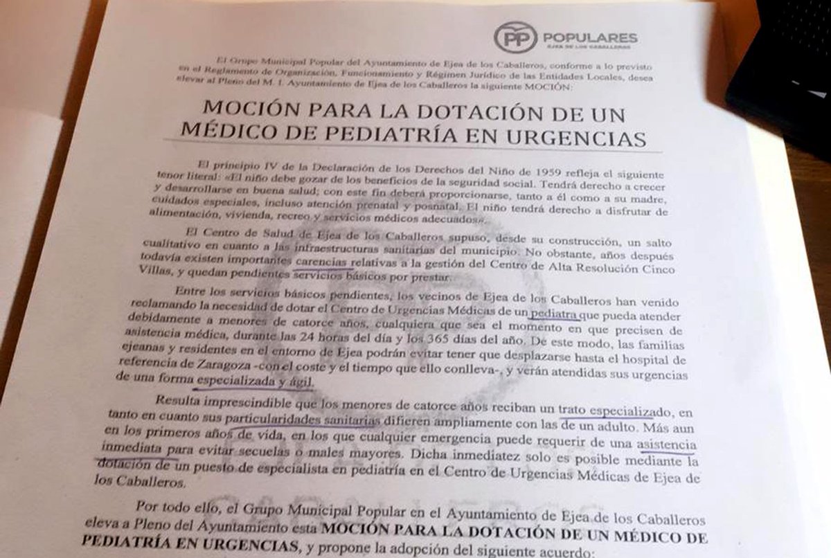 PPdeZaragoza's tweet photo. Los @PopularesEjea exigirán al Salud un pediatra de urgencias 👨🏼‍⚕️👶🏼para evitar que las familias se desplacen a Zaragoza. El PP elevó una moción en el Pleno que fue aprobada por unanimidad, ya que este servicio no se presta todavía 👉🏼https://t.co/8PoAy02u7C https://t.co/JZu715MKgv