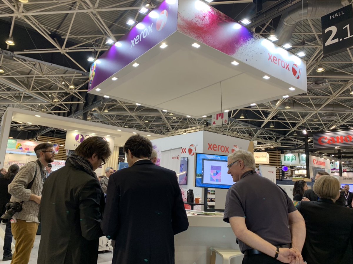 AxenaOnly's tweet photo. En direct du stand @Xerox au #Cprint 2019
Incontournable👍
#Axena https://t.co/WLpPrw8zad