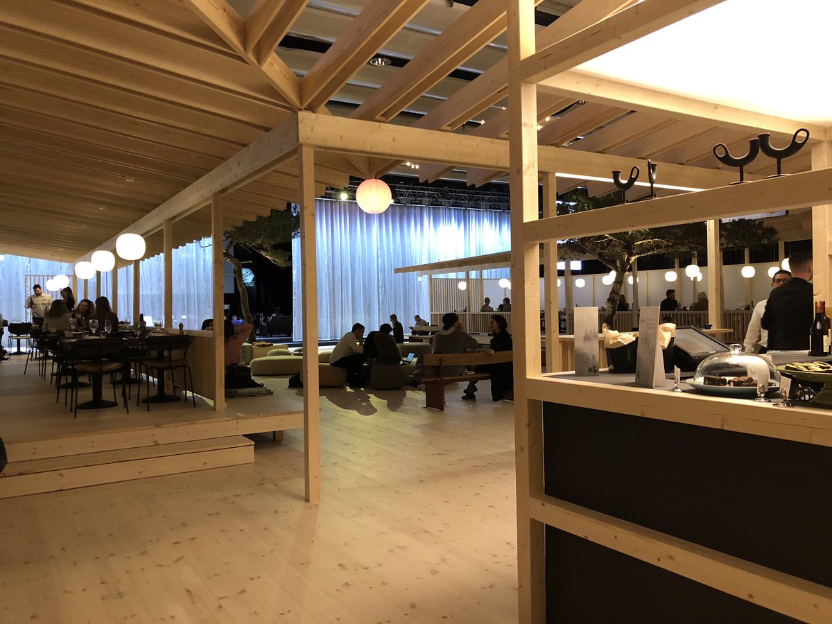 Idag öppnar Stockholm Furniture &amp; Light Fair. Vi ser ett tydligt fokus på hållbara materialval. Till exempel Neri &amp; Hu, Lisa Hilland och Anderssen &amp; Voll har valt att arbeta med furu. #stockholmfurniturefair #interior #pineisfine #designinpine