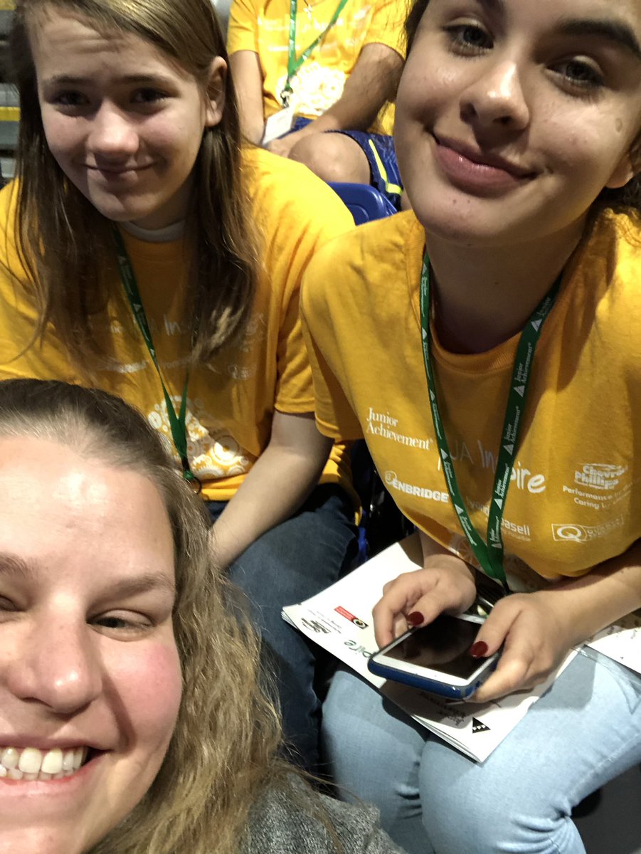 Rachel Wallauer tweet media