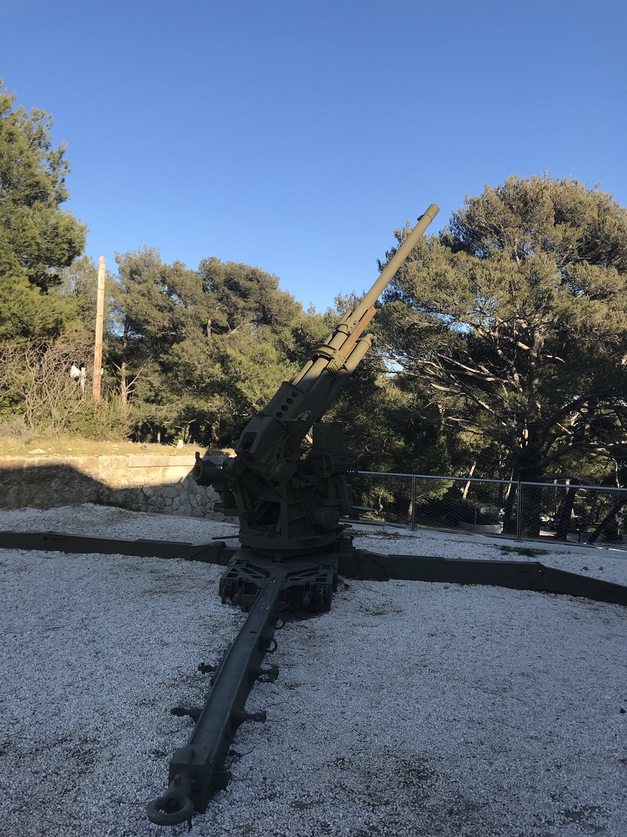 #réseaummcc <a href="/Memorial_Faron/">Mémorial Mont Faron</a> @Defense_gouv