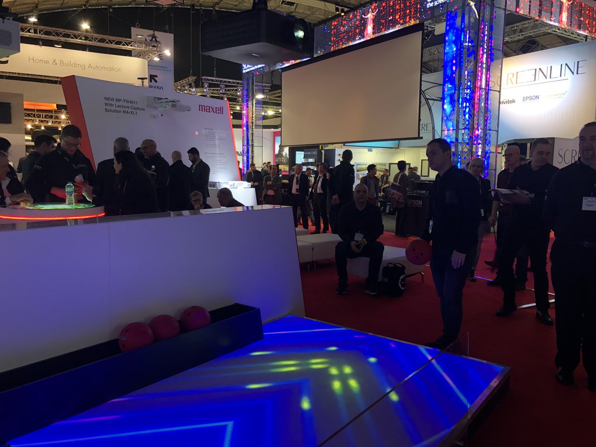 Hitachi AV tweet media