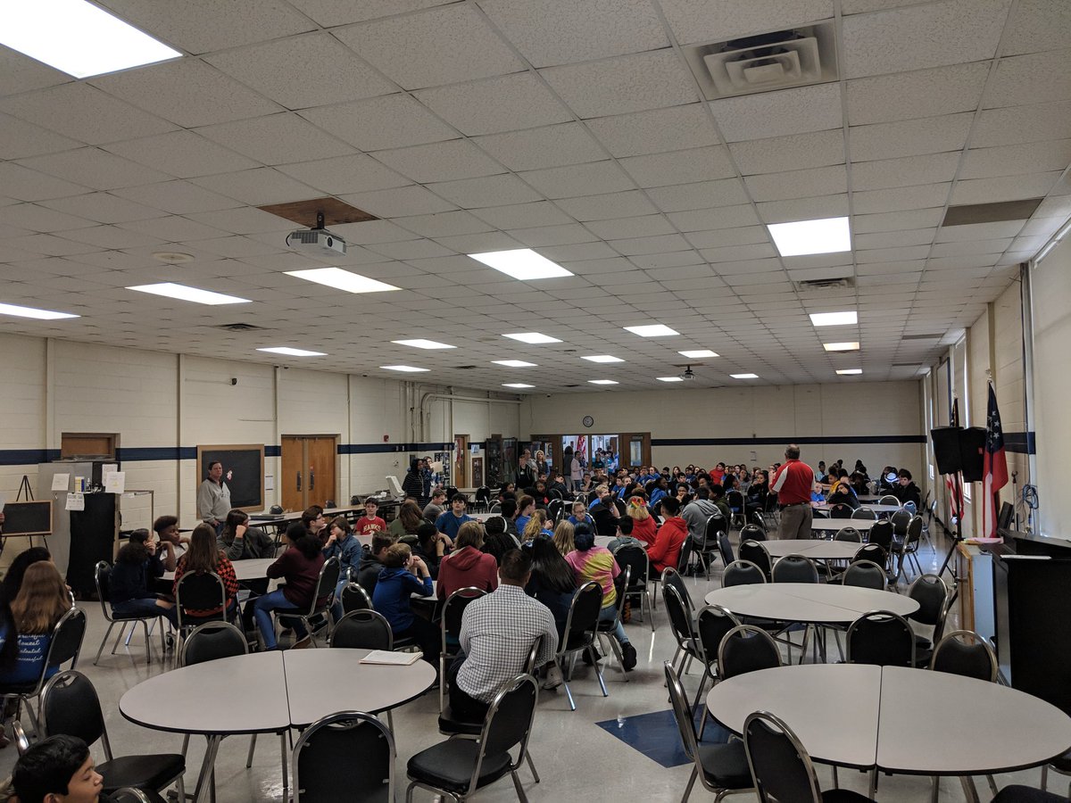 PatrickDSulliv1's tweet photo. Arnall 7th graders learning about CEC today. https://t.co/gWZp9c65Lb