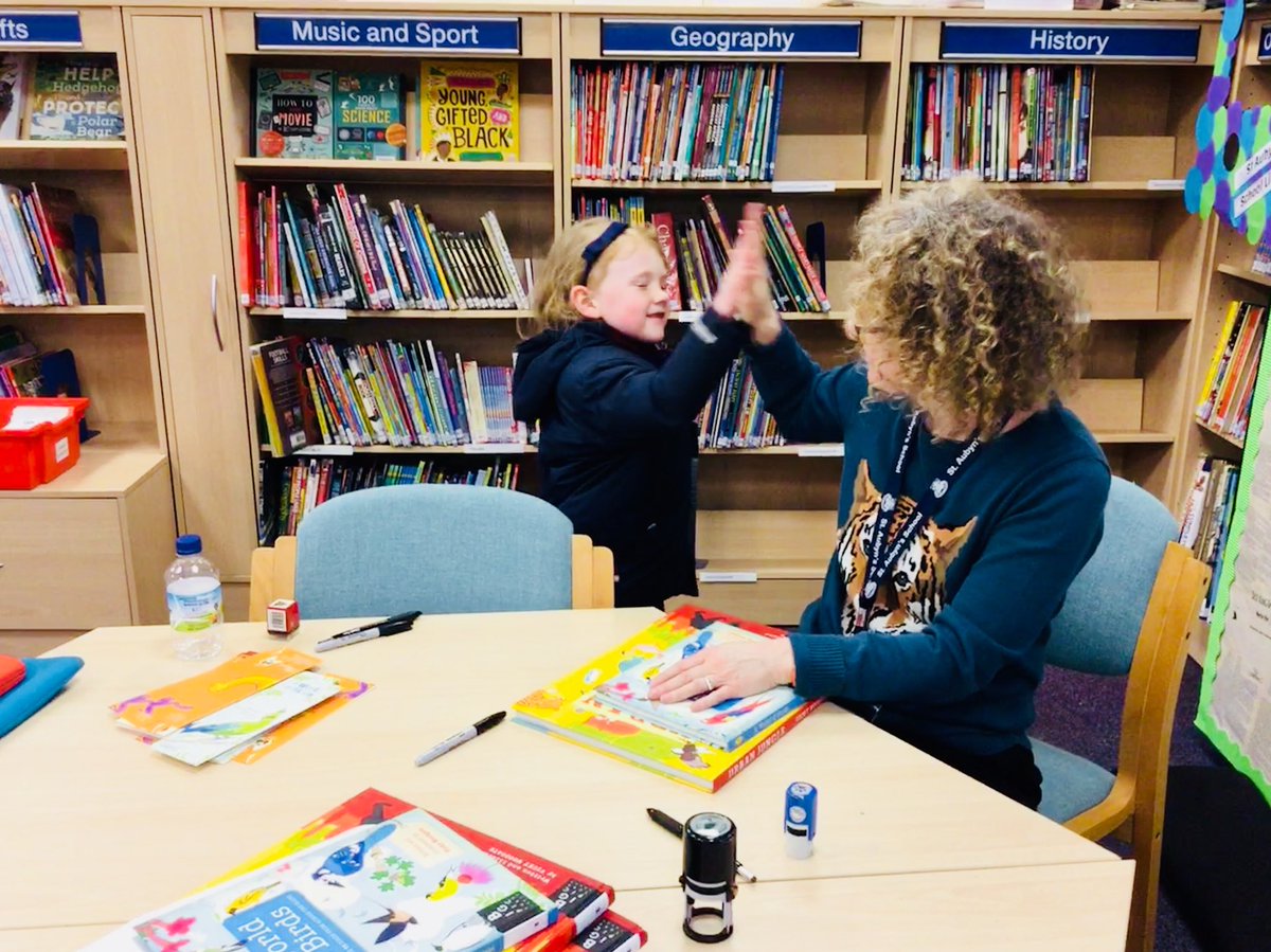 StAubynsLibrary's tweet photo. There was quite a lot of signing for @vickywoodgate to do today! A lot of excited children (and teachers) will be receiving their signed books tomorrow! #10YearsoftheLibrary #10thAnniversary #GreatSchoolLibraries https://t.co/bfHCYo23JU