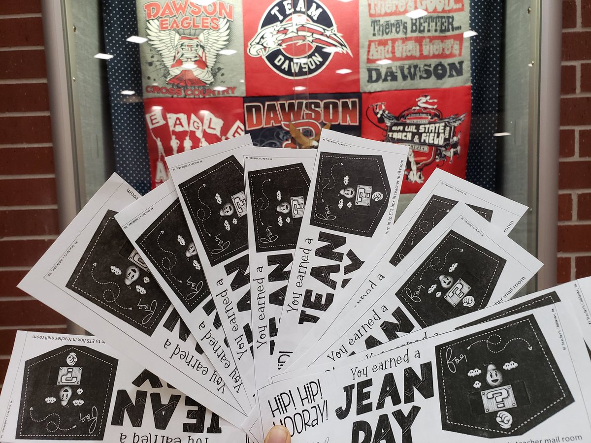 EdTech24hrs's tweet image. Handing out jean day passes to @DawsonHighSchl teachers participating in #PearUp #TechnologyChallenges 
@PearlandETS @PearUpPISD