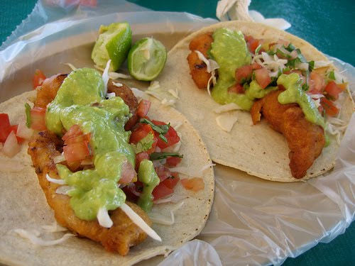 DANIELA_ANTOJOS's tweet photo. Tacos de Camaron Empanizados
Pico de Gallo
Salsa Guacamole
Limón
Sal
Almorzando en la calle https://t.co/zPs5QOzqsW