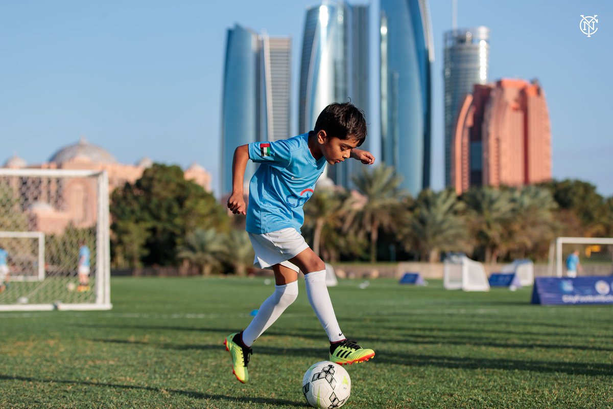 Kicking it with City Football Schools in Abu Dhabi 🇦🇪⚽️ #ForTheCity  PHOTOS ➡️ bit.ly/2TtqEC4 https://t.co/qIVL33Snyl