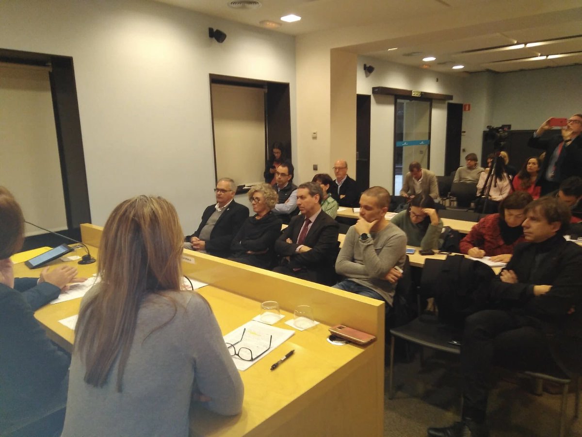 MWeekGirona's tweet image. Girona acollirà per primera vegada la Mobile Week, un espai obert de reflexió entorn a l'impacte de la transformació digital que serà a la ciutat del 21 al 23.02 #mobileweekgirona @mWeek_MWC @girona_cat @AENTEG @cambragirona @aparelladorsgi @univgirona @COACGirona