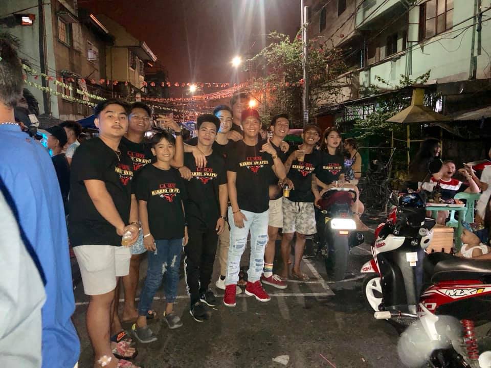 michaelxsena's tweet photo. Happy fiesta Donbosco :)
#BarrioGwapito,😍😍😍 https://t.co/AV16mC3RJW