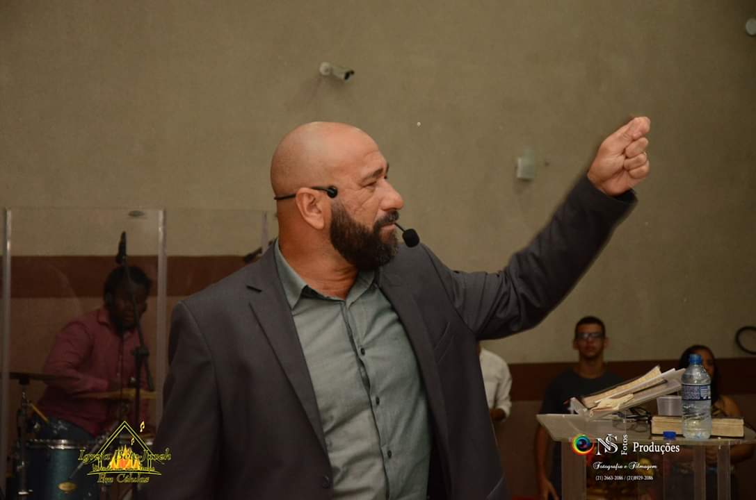 RJaveh's tweet photo. Culto de Ceia !!!
Palavra : O CAMINHO DO ESCOLHIDO NÃO É FÁCIL, MAS É PERFEITO !!!
1º SAMUEL 1: 27-28.
Deus tem uma cadeira de Excelência preparada  para você onde ele trabalha te moldando, te aperfeicoando https://t.co/5WcgqSrO0Q