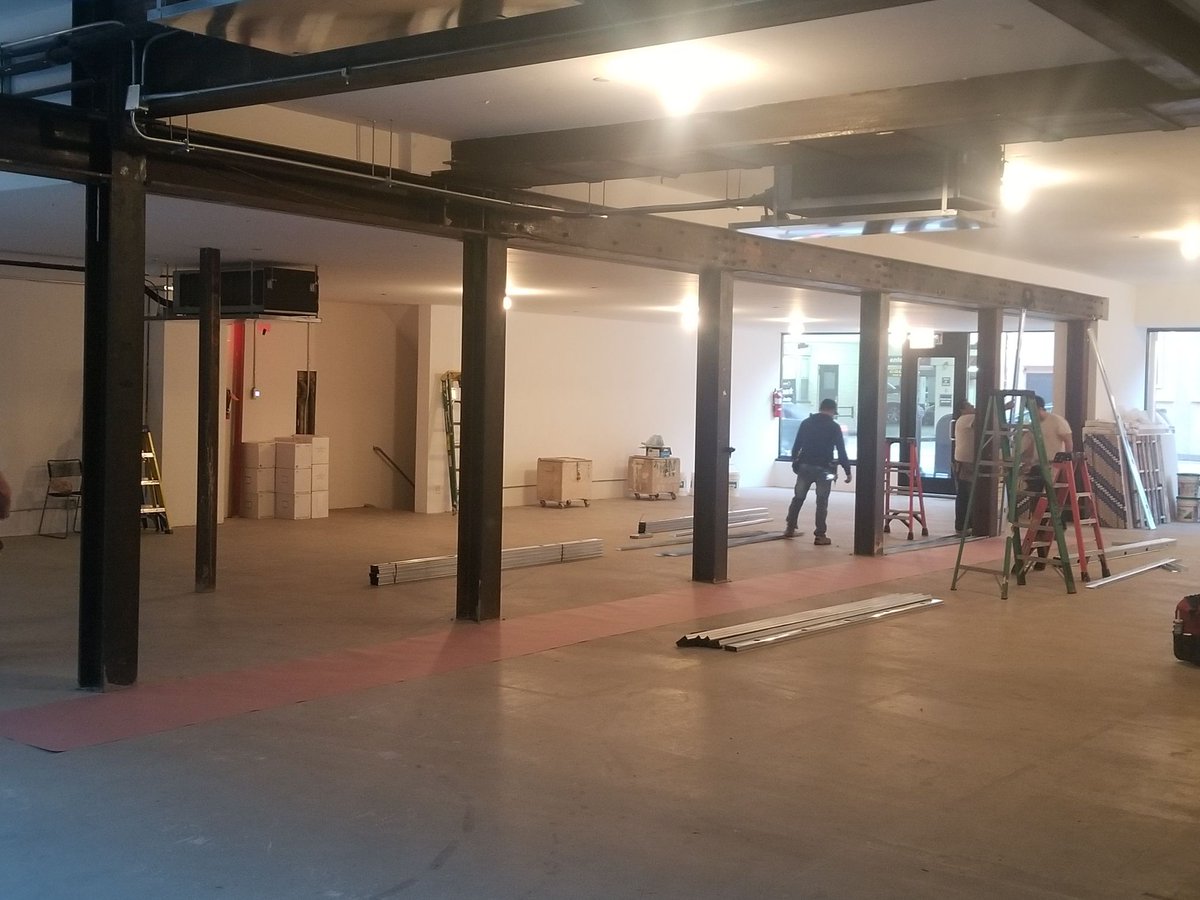 Wall2WallNY's tweet photo. Before and after photos of a custom installation we did for an art show. If you need temporary walls for an art gallery, we can make it happen! Call us for all your inquiries. (646) 837-7300 https://t.co/cZ2BtUuaOr