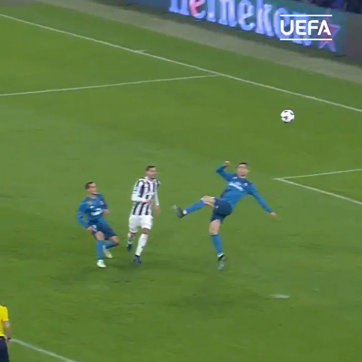 Ronaldo's Bicycle Kick : r/gifs