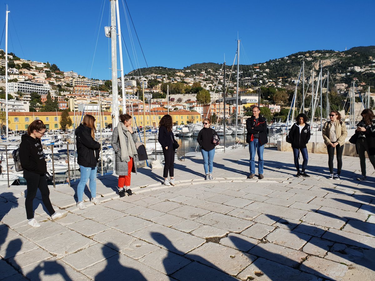 Franckluccisano's tweet image. New way of learning! Reconnexion à soi, aux autres et à l&apos;environnement avec le groupe innovation durable de @SKEMA_BS! #backtoearth; #thinkforward;  special thanks to @MelanieCiussi and @VianDominique !