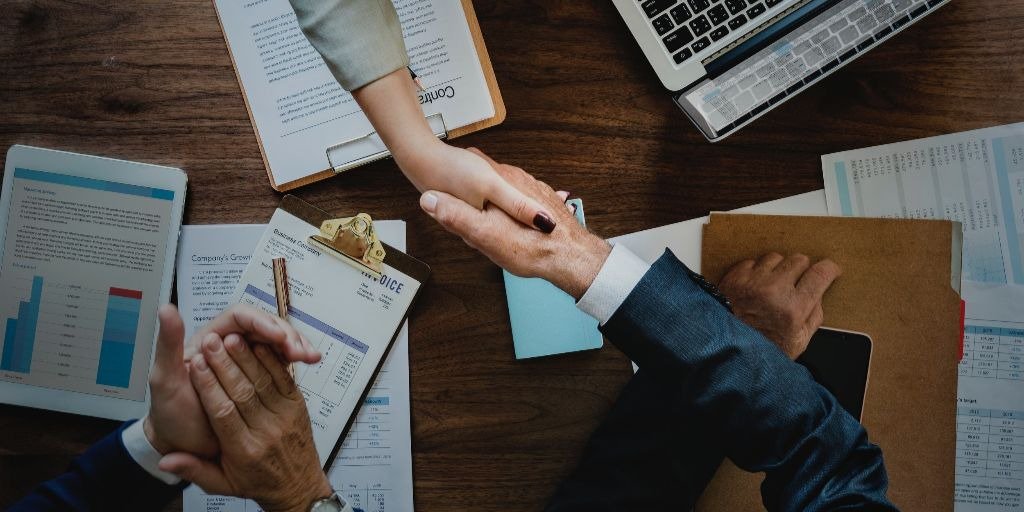 ACCEO_ERP's tweet image. Lisez notre guide gratuit et voyez comment un logiciel ERP est un investissement important et payant pour toute PME. [guide] #LogicielDeGestion #PME #ERP ow.ly/NSM330nzFBP