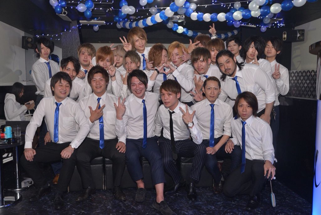 atomgroup_alpha's tweet image. 突然ですが
2月17日
矢吹龍真代表ラストイベント
を行います。

お時間ある方はご来店よろしくお願いします。

#大阪
#ミナミ
#宗右衛門町
#アルファ
#ホストするならアトムグループ
#そうだアトムいこう
#代表
#ラスト
#シャンパン
#ドンペリ
#アルマンド