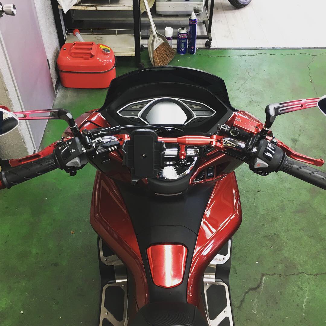 Motovogue ハリケーンミニナロー ハンドル交換 Pcx Jf81 ハリケーン ミニナロー