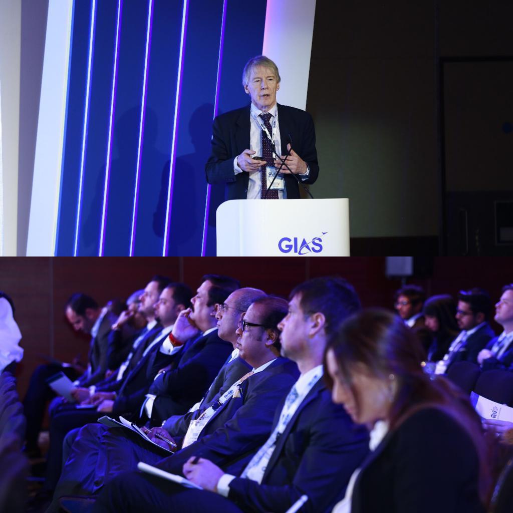 FreddyMadeira's tweet photo. Peter Morris @PjayEmm was a valued and much appreciated speaker at #GIAS19 Masterclass. He presented the class about how to invest in #Commercial #Aviation #Assets to global traditional and non-traditional #investors in #aviation. https://t.co/MCMDjz55wx