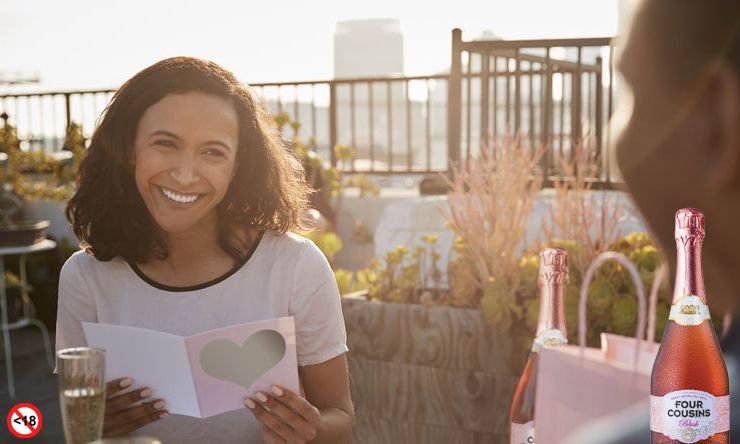 4CousinsWine's tweet photo. Stuck on ideas to spoil your loved one this Valentine’s Day?

We absolutely love the idea of sundowners on a rooftop overlooking the city with Four Cousins Sparkling Blush.

#fourcousins #fourcousinswines #fourcousinssparkling #sparklingwines #blush #valentinesday #spoils https://t.co/fNSeHofLjF