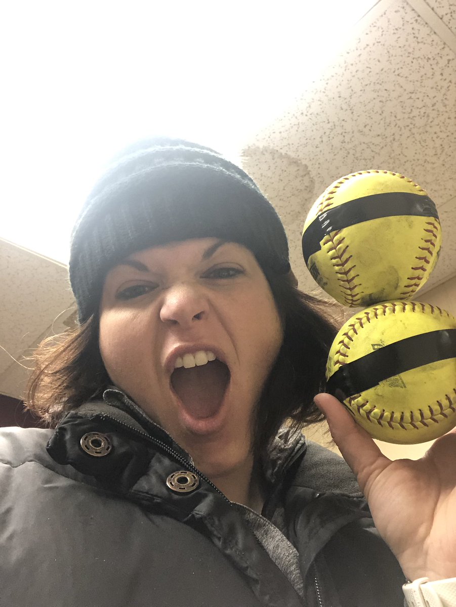 FF Otter Softball tweet media