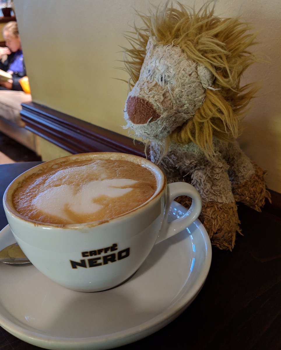Fido's turn for coffee <a href="/CaffeNero/">CaffèNero</a> ..and thinking of <a href="/BellaandBarty/">Bella and Barty</a> and the lovely Heligan..
