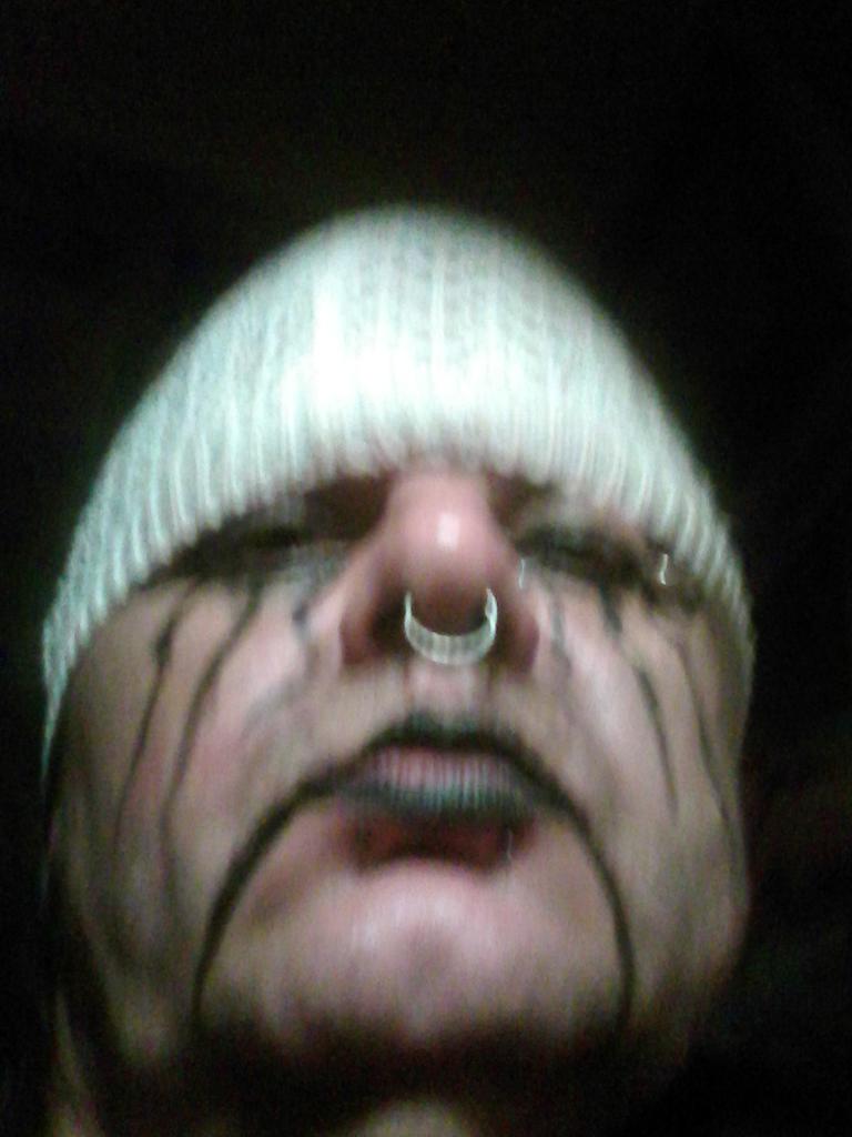 dannythedemon71's tweet photo. Angeldust demon wants female friends lots of them https://t.co/kWpg70F6BZ